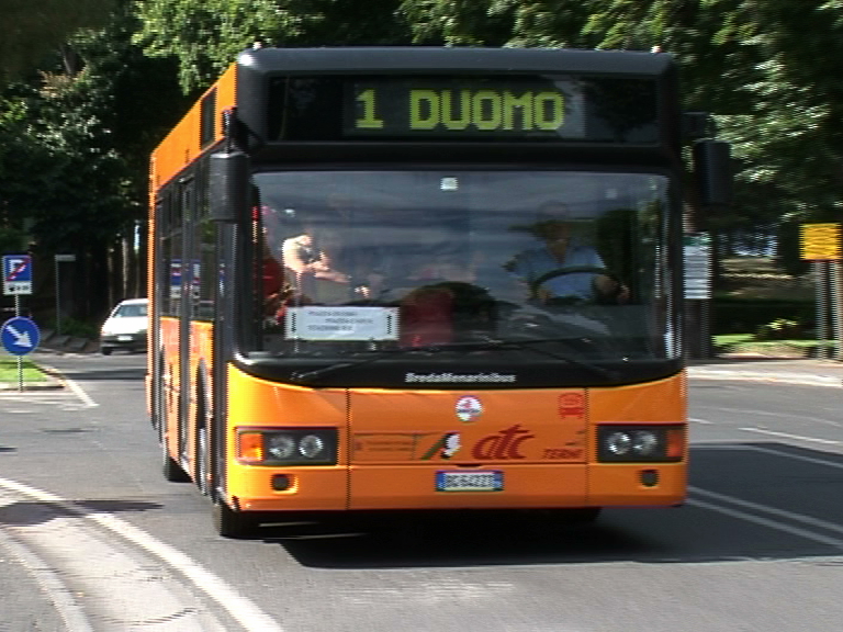 TRASPORTI: “I TAGLI ALLE CORSE DEGLI AUTOBUS SONO UNA SCELTA AUTONOMA DEL COMUNE DI PERUGIA” – CASCIARI (PD): “LA REGIONE HA RIEQUILIBRATO I CONTI DEL TPL CON FONDI DEL PROPRIO BILANCIO”
