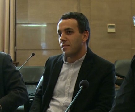 AMELIA, SINDACO MARAGA CONSEGNA COSTITUZIONE ITALIANA A NEO MAGGIORENNI
