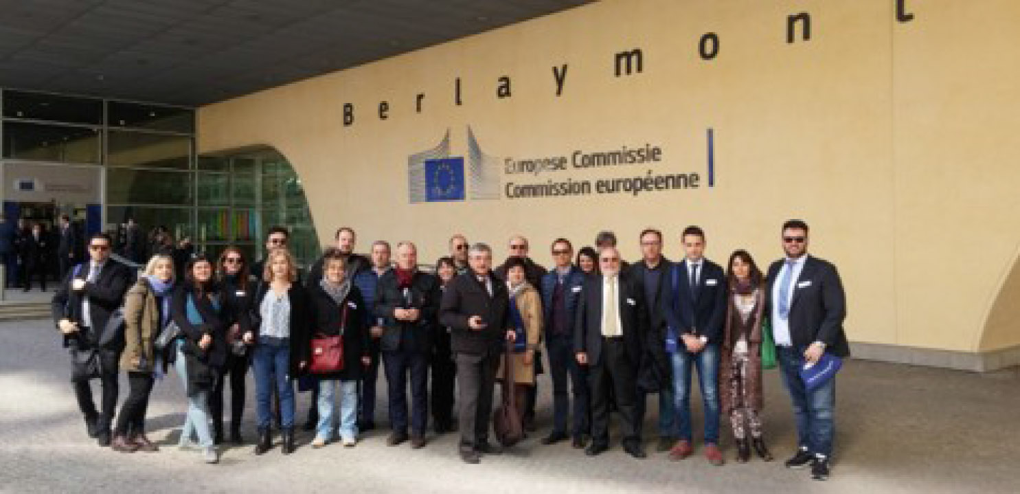 IMPORTANTE ESPERIENZA A BRUXELLES PER IL CONSIGLIERE  DEL COMUNE DI SAN LORENZO NUOVO LUIGI CATALANO