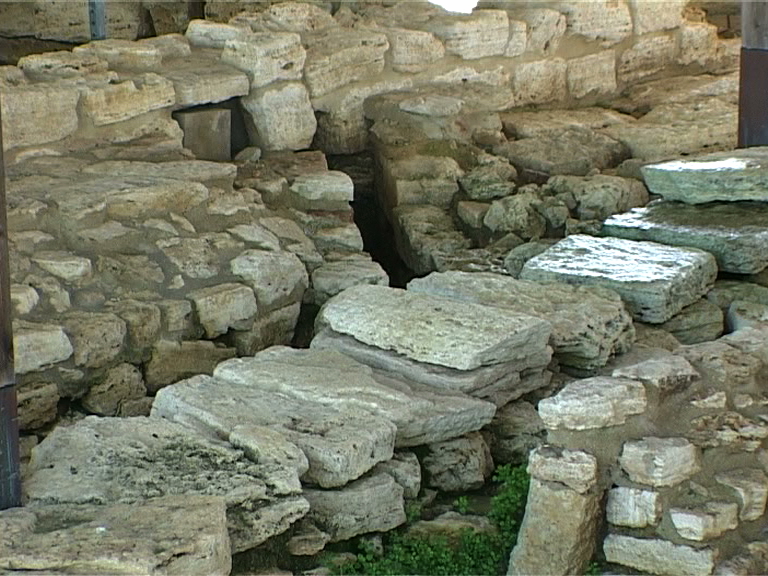 LUGNANO IN TEVERINA, DAVID SOREN E ARCHEOLOGI USA A POGGIO GRAMIGNANO IL 25 GIUGNO 2016.