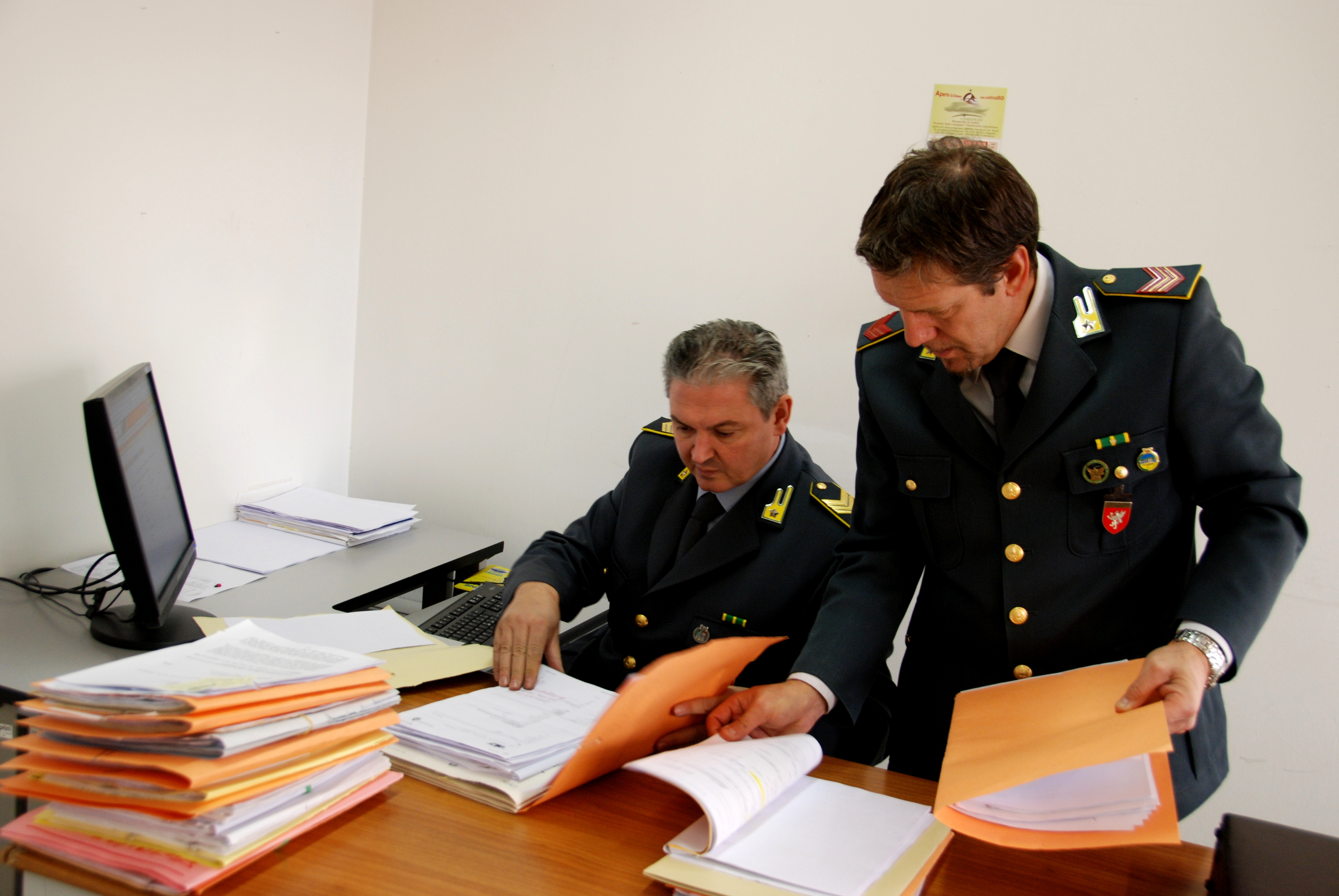 GUARDIA DI FINANZA: SCOPERTA FRODE AI DANNI DEL BILANCIO COMUNITARIO, SEQUESTRATI BENI E DENARO PER OLTRE 300.000 EURO.