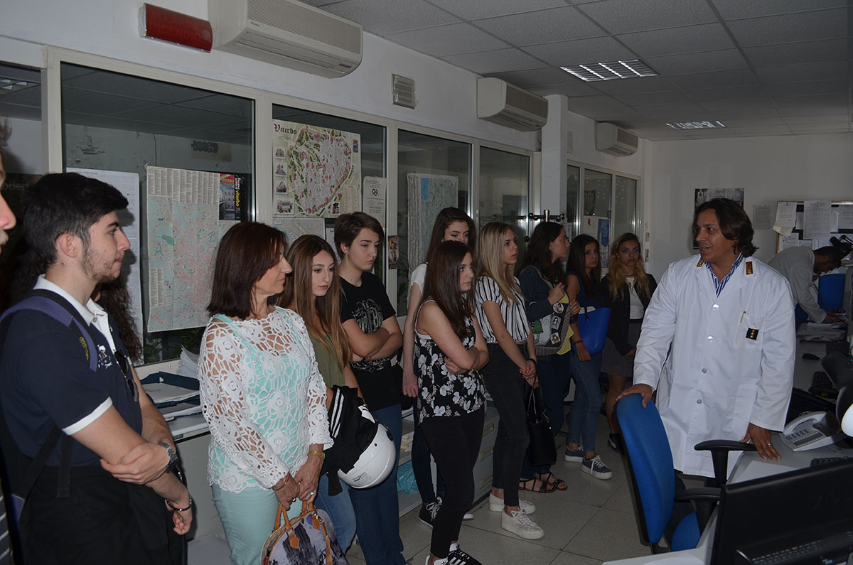 VISITA IN QUESTURA PER I FINALISTI DEL PREMIO ROMITI JUNIOR.