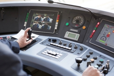 SUI TRENI LOCALI LA SICUREZZA E’ IN UN COLPO D’OCCHIO. SU 64 CONVOGLI I DRIVER CONSOLE PANEL DI ERMETRIS
