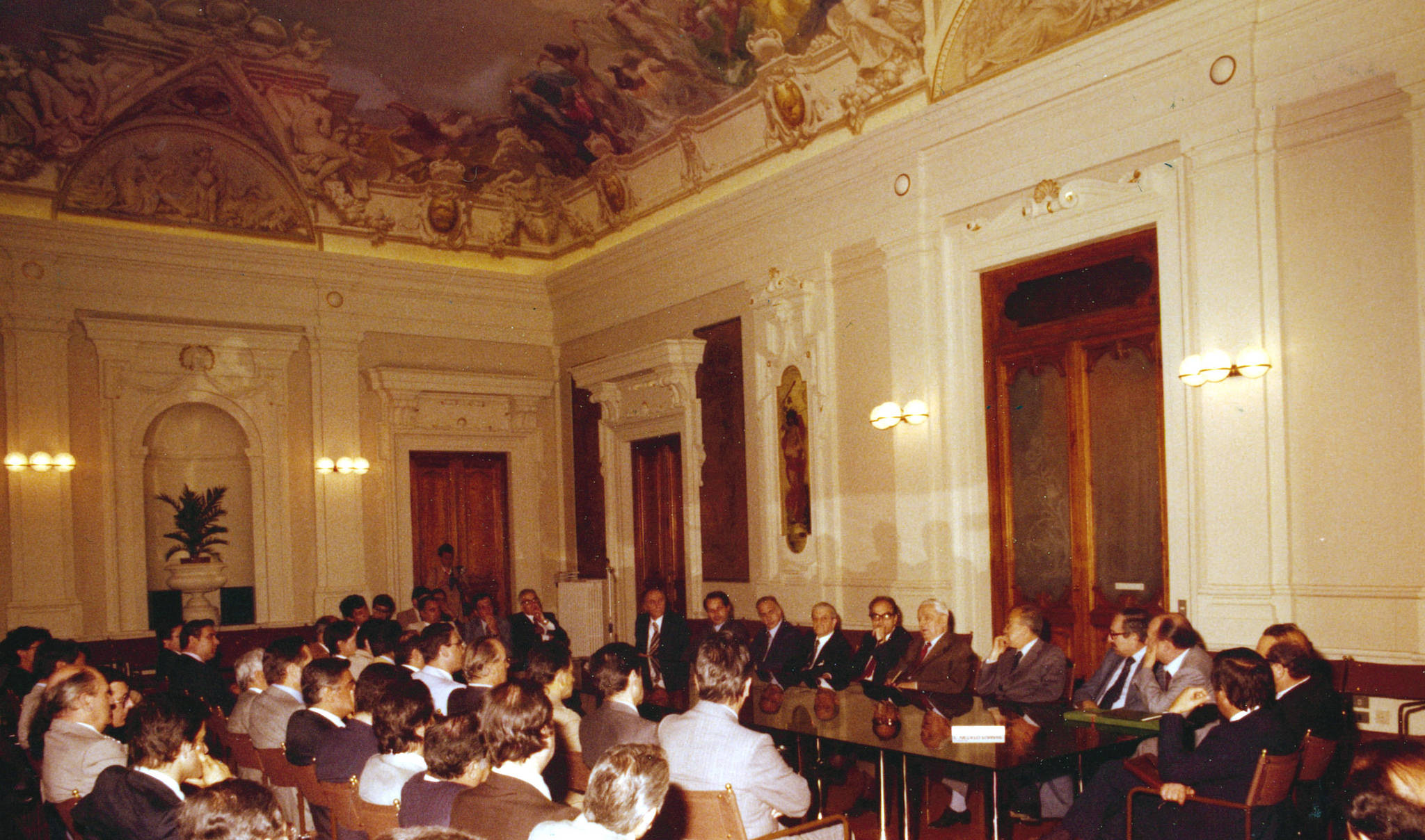 PALAZZO CESARONI: IL 23 GIUGNO DEL 1977 VENIVA INAUGURATA LA NUOVA SEDE DEL CONSIGLIO REGIONALE DELL’UMBRIA – PRESIDENTE PORZI: “DA 40 ANNI, È LA ‘CASA’ DI TUTTI I CITTADINI UMBRI”.