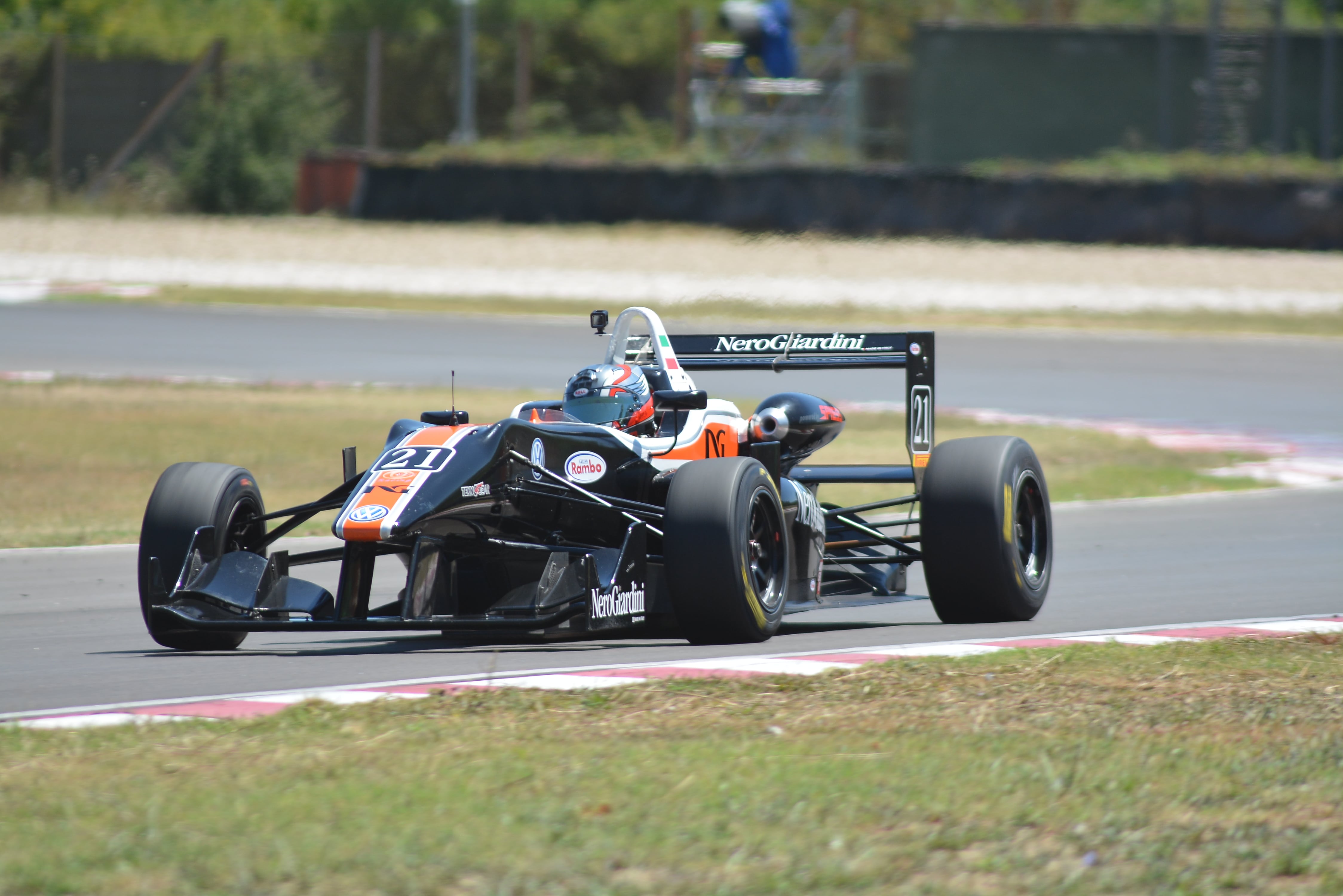 AUTODROMO BORZACCHINI, ENTRA NEL VIVO L’ACI RACING WEEKEND