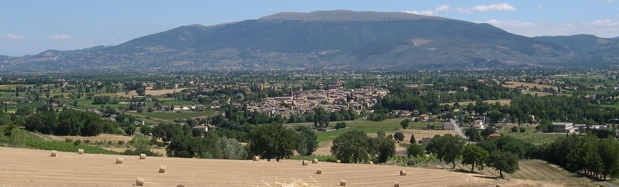 DURANTE LA SEDUTA STRAORDINARIA DEL CONSIGLIO COMUNALE DI BEVAGNA DI LUNEDI’ IL SINDACO HA ESPOSTO UNA MAPPATURA DELLE AZIONI MESSE IN ATTO DALL’AMMINISTRAZIONE IN MATERIA DI SICUREZZA DELLE SCUOLE.