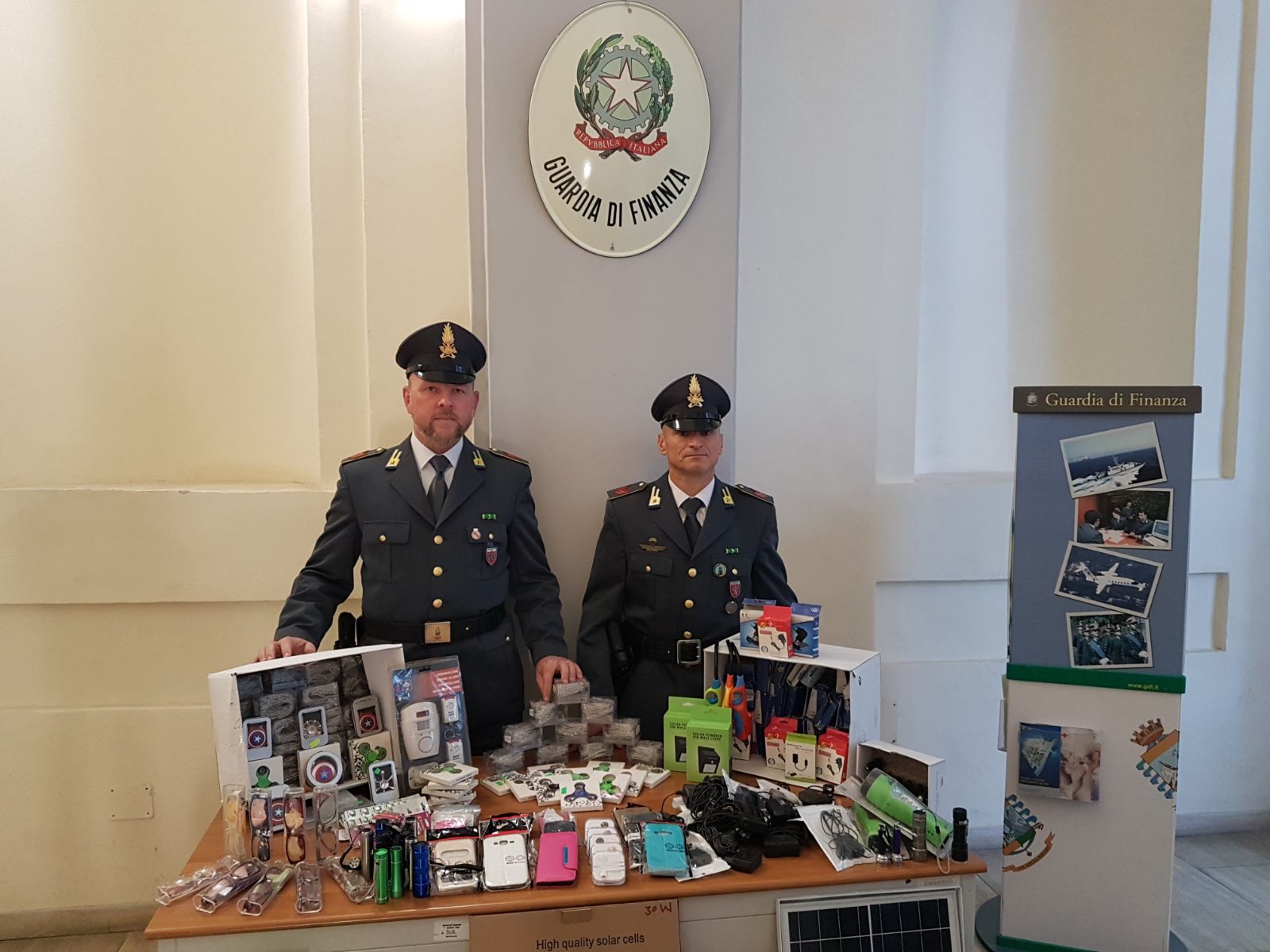 GUARDIA DI FINANZA: SEQUESTRATI OLTRE 3000 PRODOTTI NON CONFORMI A STANDARD DI SICUREZZA.