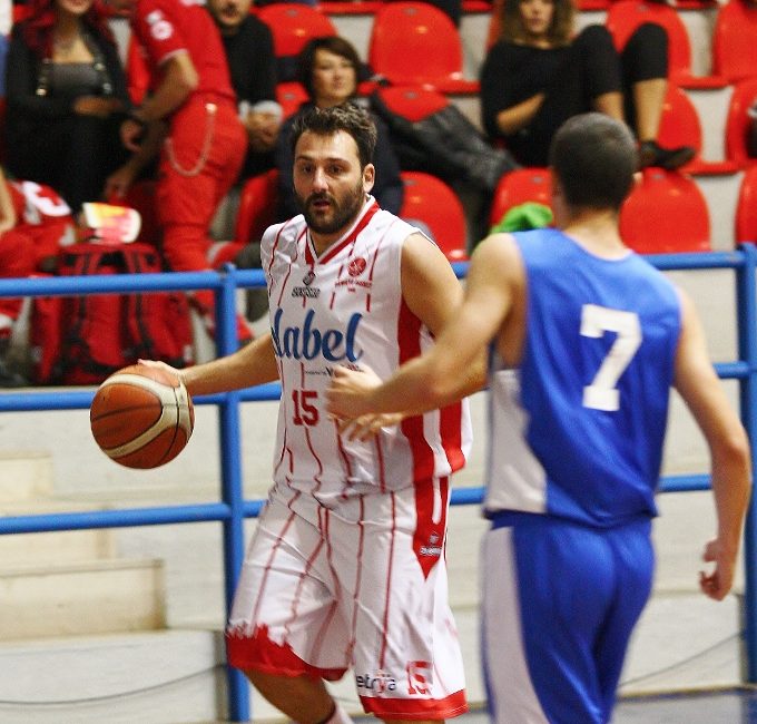 BUONA LA PRIMA PER LA VETRYA ORVIETO BASKET.È INIZIATA CON IL PIEDE GIUSTO L’AVVENTURA IN CAMPIONATO PER LA VETRYA ORVIETO BASKET, CHE HA BATTUTO PER 87-80 SULL’OSTICO CAMPO DEL PALAMALÈ LA FAVL BASKET VITERBO.