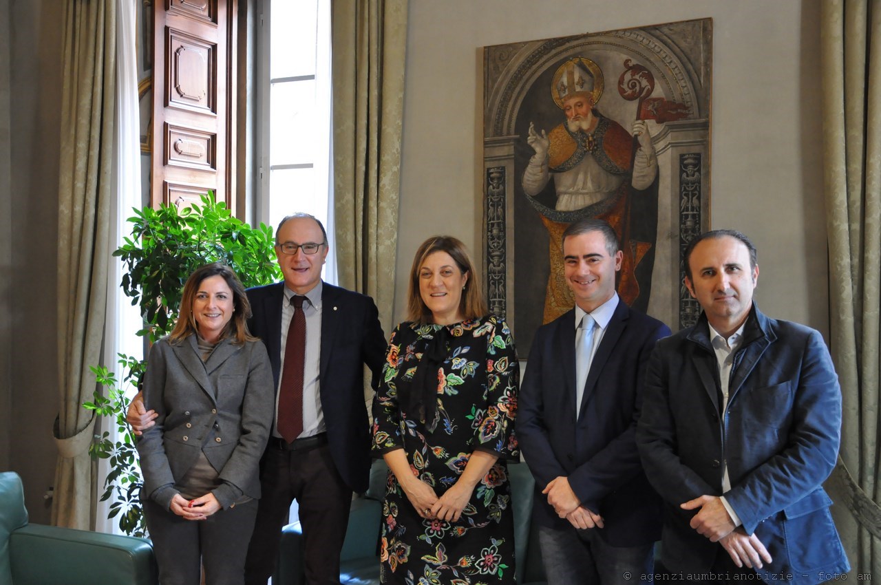 CENTRO REGIONALE PARI OPPORTUNITA’, MERCOLEDÌ 22 TAVOLA ROTONDA SU “GIORNALISMO DIFFERENTE”.