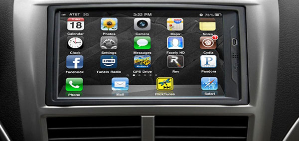 RADIO 4.0. IL FUTURO DELL’IN-CAR PASSA DAL DISPLAY: LA RADIO DEVE PREOCCUPARSI ANCHE DI “COME SI VEDE”, OLTRE CHE DI “COME SI SUONA”.