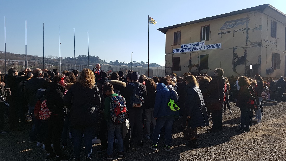 8 NOVEMBRE “SIAMO IL FUTURO SENZA FUTURO” – CORTEO A PERUGIA DELL’UNIONE DEGLI STUDENTI