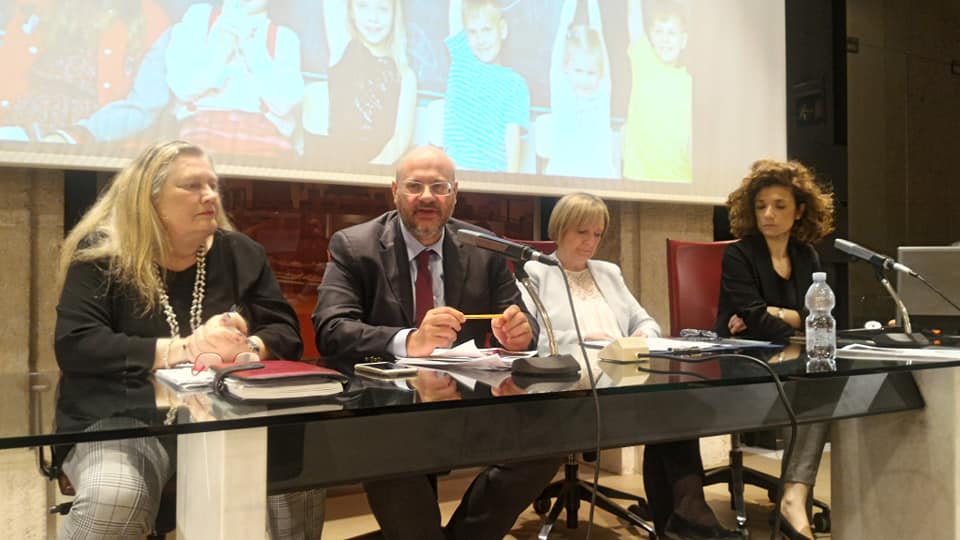 SCUOLA DELL’INFANZIA: PARTE IN UMBRIA IL NUOVO “POLO” DA ZERO A SEI ANNI. 5 MILIONI DI EURO PER IL SISTEMA INTEGRATO A SUPPORTO DI ISTITUTI SCOLASTICI E FAMIGLIE.
