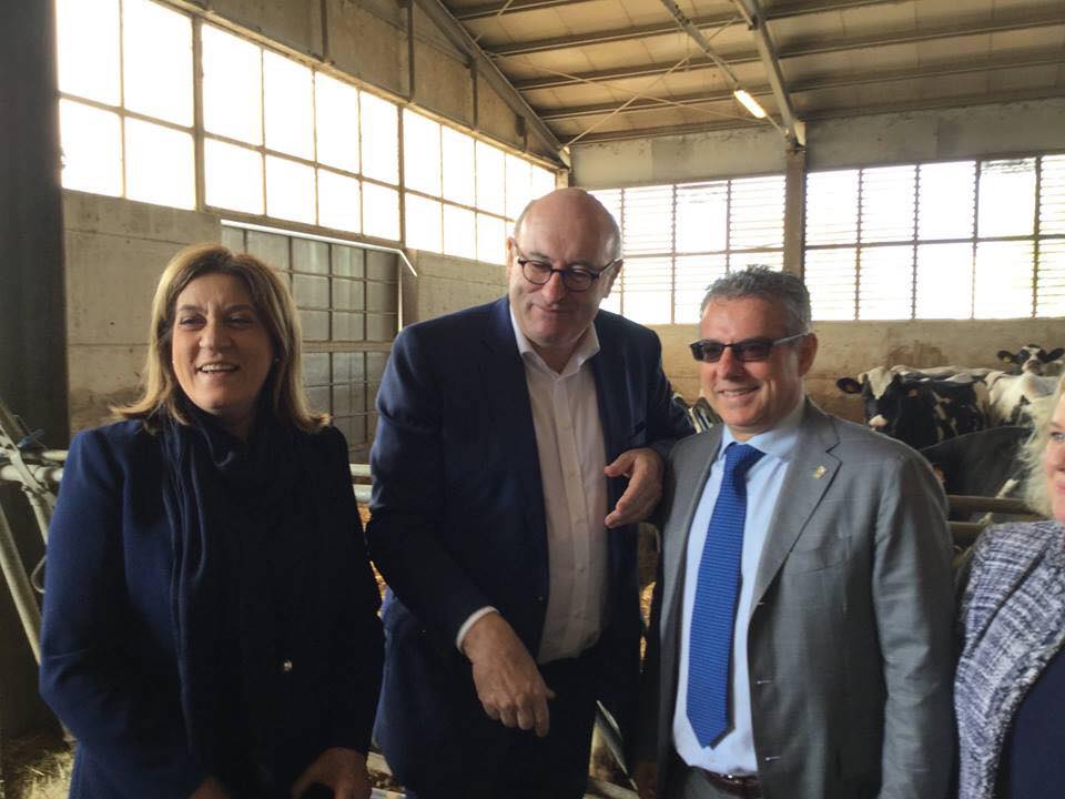 COMMISSARIO EUROPEO PER L’AGRICOLTURA PHIL HOGAN IN VISITA A NORCIA CONFERMA ATTENZIONE VERSO AREE COLPITE DAL SISMA.