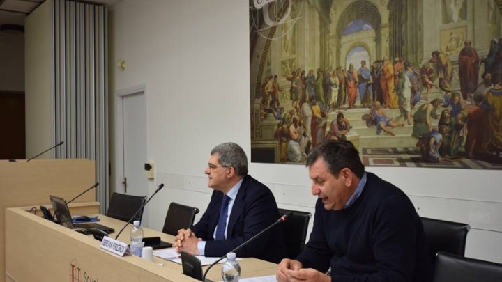 VILLA UMBRA, CORRETTA REDAZIONE ATTI AMMINISTRATIVI FAVORISCE DIALOGO TRA PUBBLICA AMMINISTRAZIONE E CITTADINI. OLTRE 100 ISCRITTI AL CORSO.