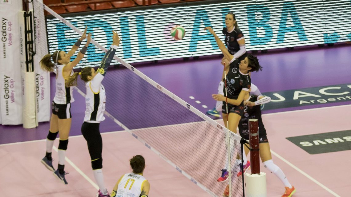 GIULIA KOTLAR VESTIRÀ ANCORA LA MAGLIA DI BARTOCCINI GIOIELLERIE PERUGIA.