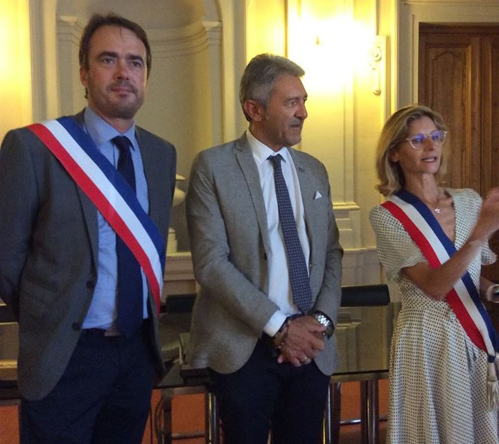 PRESIDENZA ASSEMBLEA LEGISLATIVA: IL VICE PRESIDENTE MANCINI HA RICEVUTO A PALAZZO CESARONI IL SINDACO ED UNA DELEGAZIONE DEL CITTÀ FRANCESE DI VENELLES, GEMELLATA CON VALFABBRICA