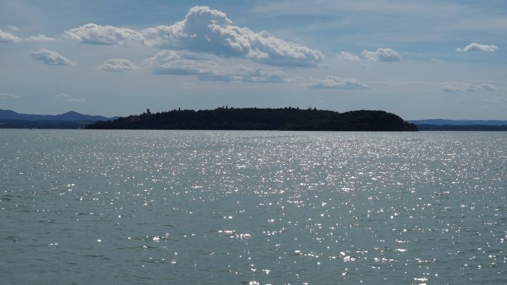 LAGO TRASIMENO, LA PRESIDENTE TESEI CHIEDE AL MINISTRO PER LA PROTEZIONE CIVILE MUSUMECI LA NOMINA DI UN COMMISSARIO STRAORDINARIO
