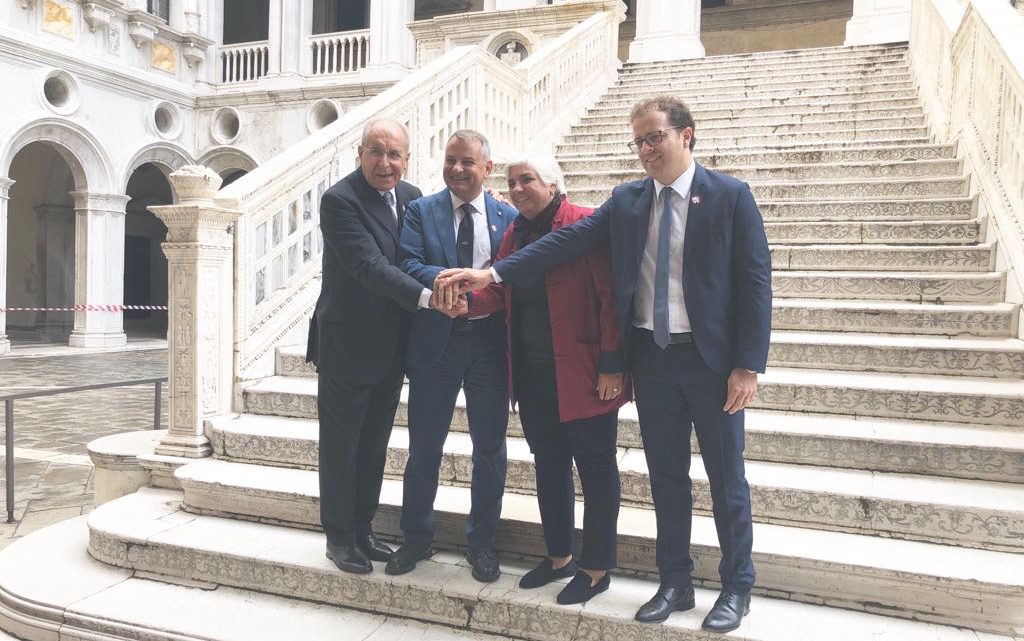 “L’UMBRIA A VENEZIA”, INTESA REGIONE CITTA’ DI VENEZIA, PAPARELLI: “MOSTRA DEL CINEMA E’ OCCASIONE IMPERDIBILE PER PROMOZIONE BRAND UMBRIA”.