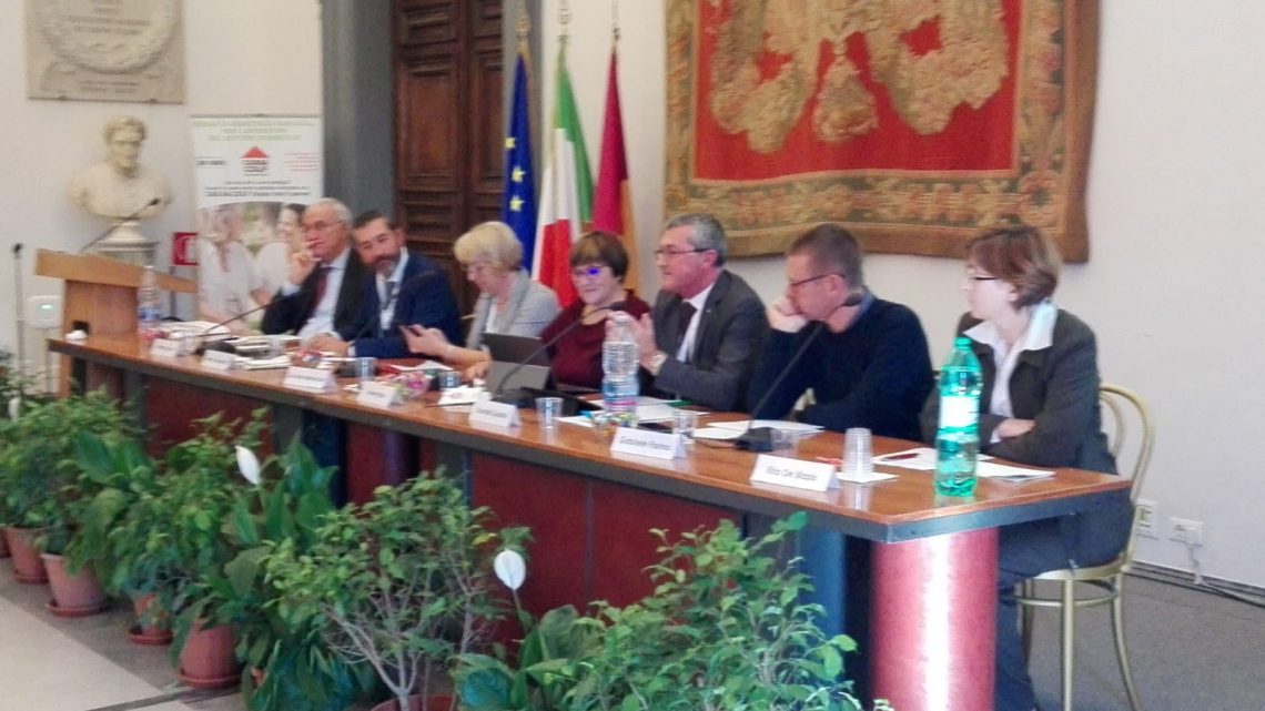 LAVORO DOMESTICO, CONTRATTO NAZIONALE SCADUTO NEL 2016. GUARINI (FISASCAT CISL): «URGENTE DEFINIRE IL RINNOVO E CONTRASTARE LE IRREGOLARITA’ DEI RAPPORTI DI LAVORO DI COLF E BADANTI»
