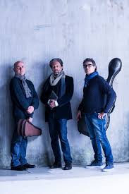 L’ORCHESTRA SINFONICA ABRUZZESE E IL TRIO METAMORFOSI IN UNA PRIMA MONDIALE: PER LA PRIMA VOLTA INSIEME IL CONCERTO DELL’ALBATRO DI GHEDINI E IL TRIPLO CONCERTO DI BEETHOVEN,