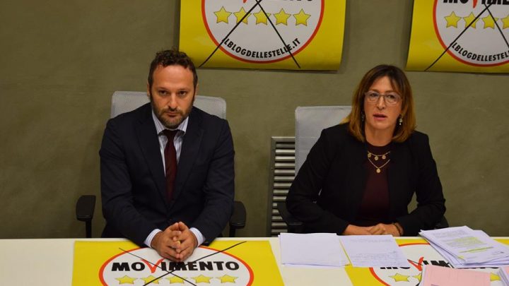 VIDEOSORVEGLIANZA: “SUL CONTROLLO DELLE STRUTTURE PER ANZIANI E NON AUTOSUFFICIENTI IL PD SBANDA: PRIMA NO, POI SÌ, POI NO. SCARSA SERIETÀ, M5S ABBANDONA L’AULA” – NOTA DI CARBONARI E LIBERATI