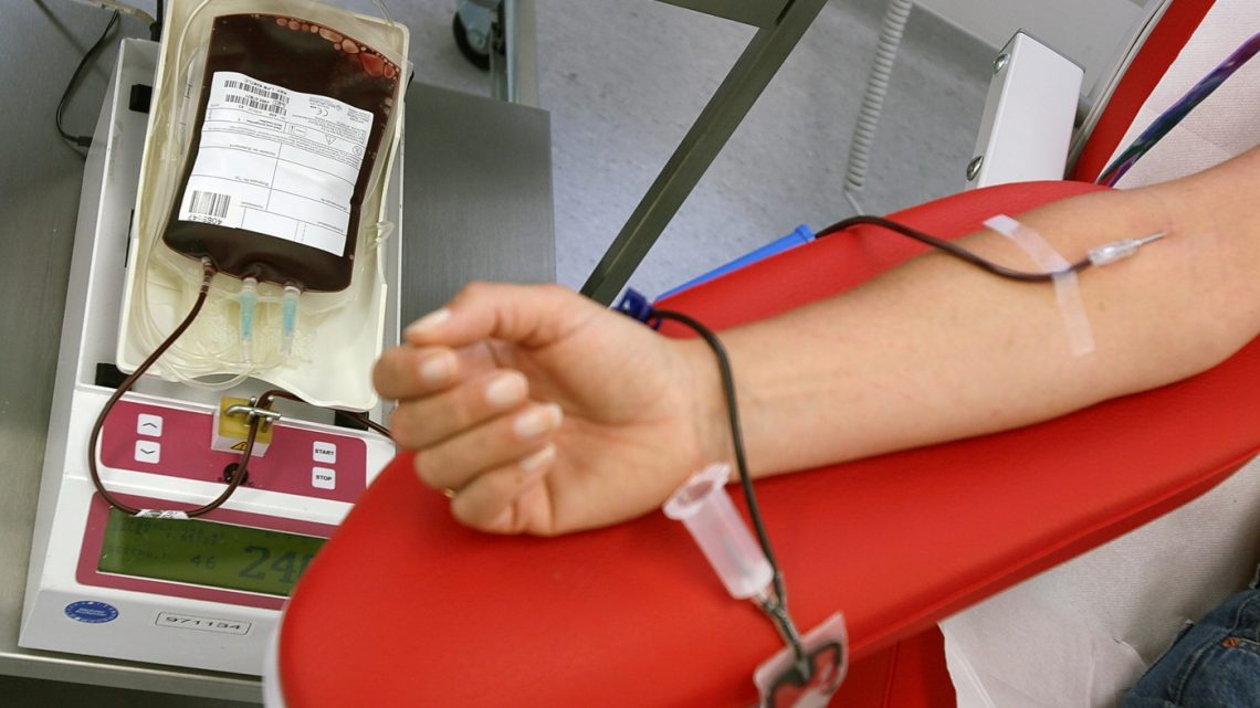 AVIS TERNI: NUOVA DONAZIONE COLLETTIVA DEGLI STUDENTI DELL’ANGELONI. DOMANI ANDRA’ A DONARE IL SANGUE IL QUESTORE, ANTONINO MESSINEO.