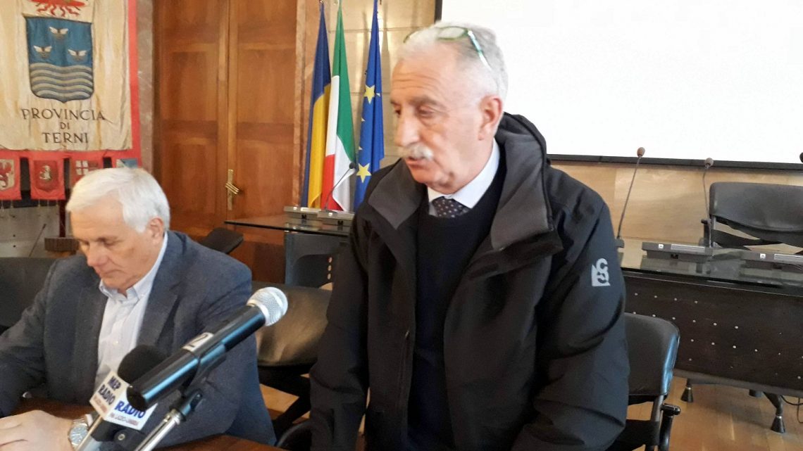 ARRONE, SINDACO FIORETTI E ASSESSORE FRANCUCCI PRESENTANO CARTA DEI SERVIZI E TRACCIANO BILANCIO DI FINE MANDATO.