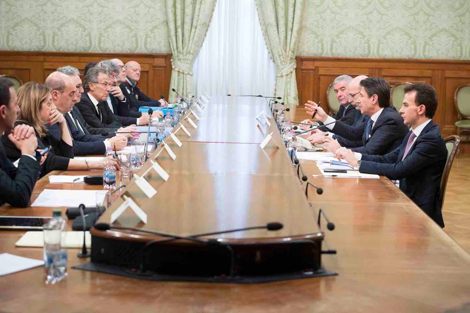 RICOSTRUZIONE, INCONTRO CON PRESIDENTE DEL CONSIGLIO CONTE. MARINI: BENE DISPONIBILITA’ A RENDERE PIU’ EFFICIENTE MODELLO ORGANIZZATIVO PER ACCELERARE RICOSTRUZIONE.