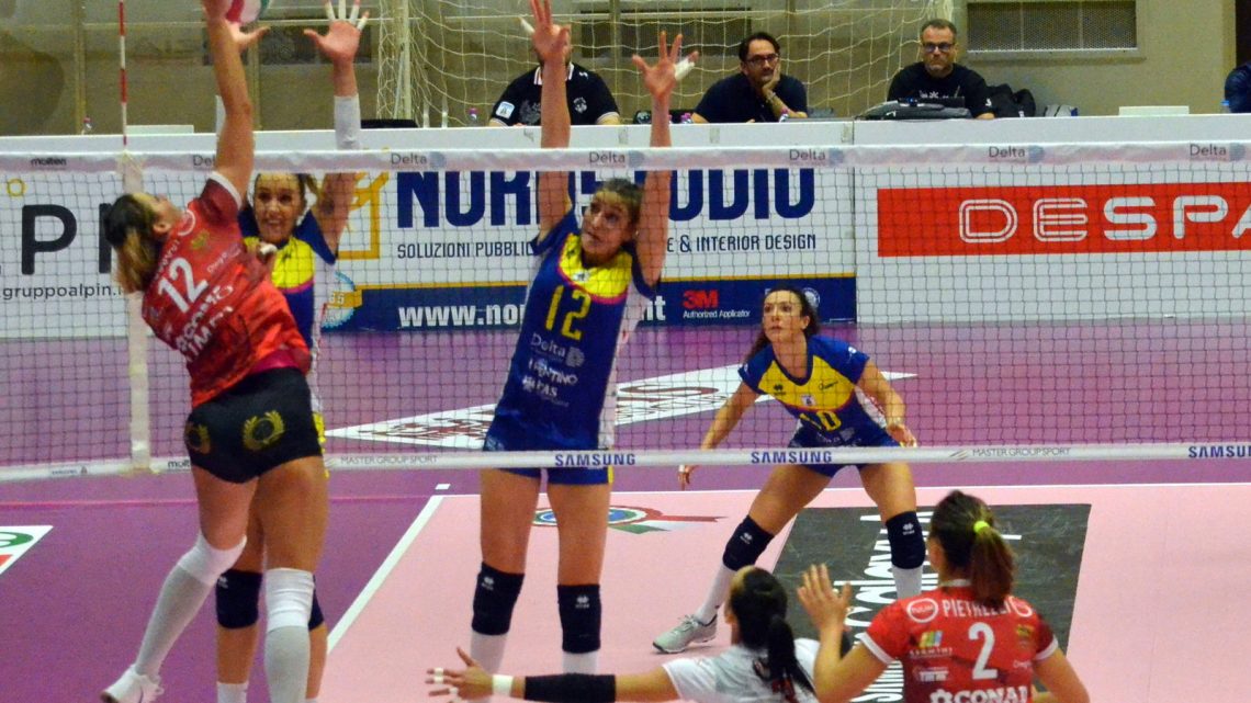 ULTIMA FATICA DELLA BARTOCCINI VOLLEY PRIMA DELLA POOL SCUDETTO