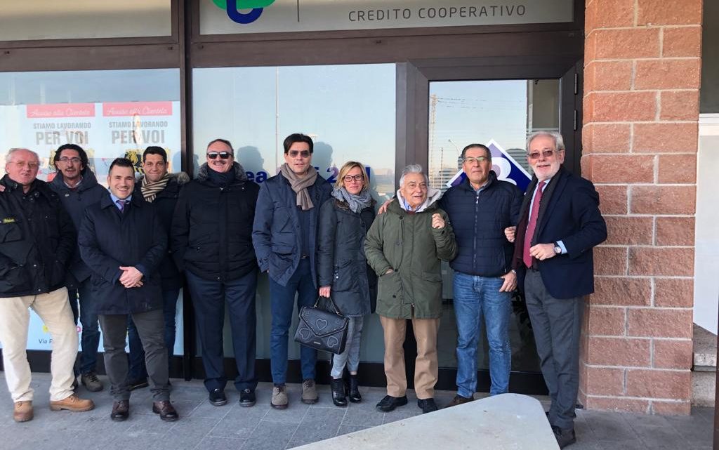 CASTIGLIONE DEL LAGO, A PINETA TORNA IL BANCOMAT GRAZIE A BCC UMBRIA