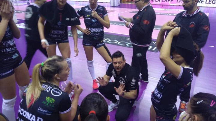 COACH BOVARI ANALIZZA STOP CASALINGO DELLA BARTOCCINI GIOIELLERIE PERUGIA