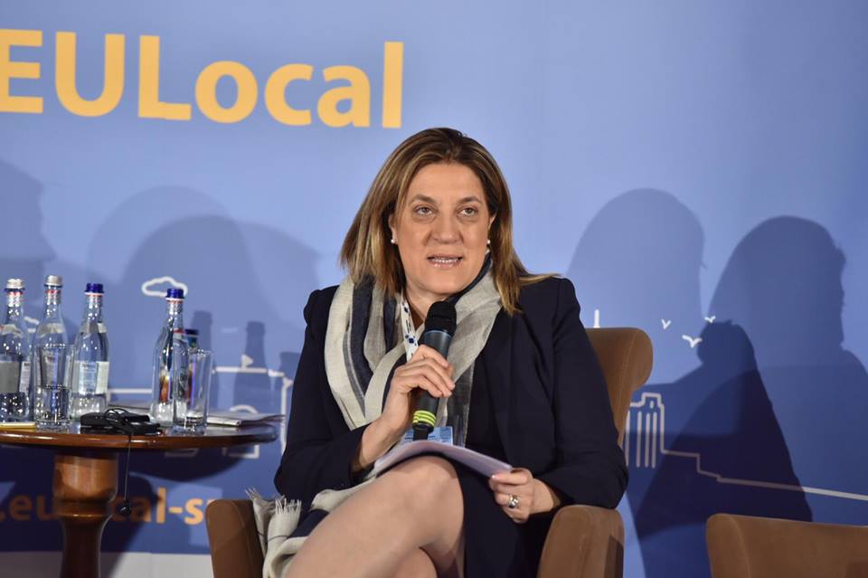 LA PRESIDENTE DELLA REGIONE UMBRIA CATIUSCIA MARINI SI E’ DIMESSA