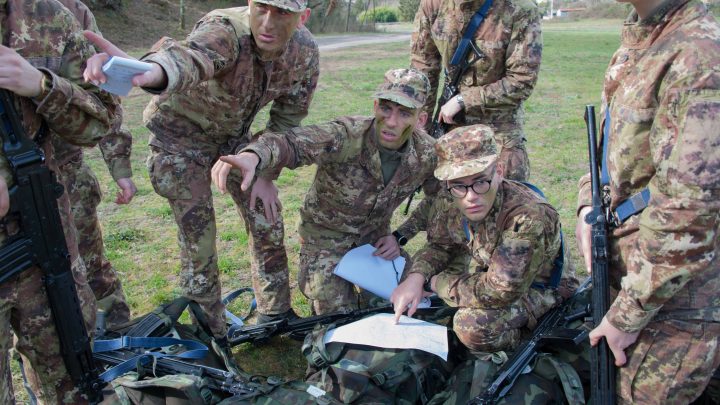 GLI ALLIEVI MARESCIALLI DELL’AERONAUTICA MILITARE DI VITERBO FAMILIARIZZANO CON LA MONTAGNA