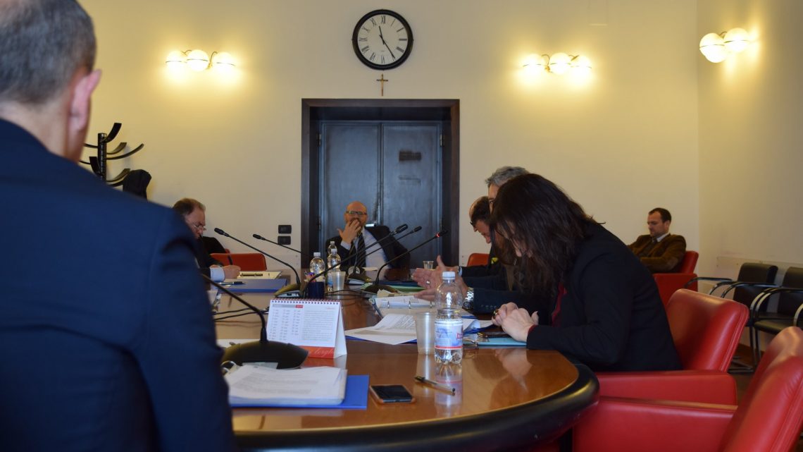PRIMA COMMISSIONE: PARERE FAVOREVOLE A MODIFICHE REGOLAMENTO SU UNIFORMI DELLA POLIZIA MUNICIPALE E INFORMATIVA SUL COMPARTO MONTELUCE – I LAVORI DI OGGI