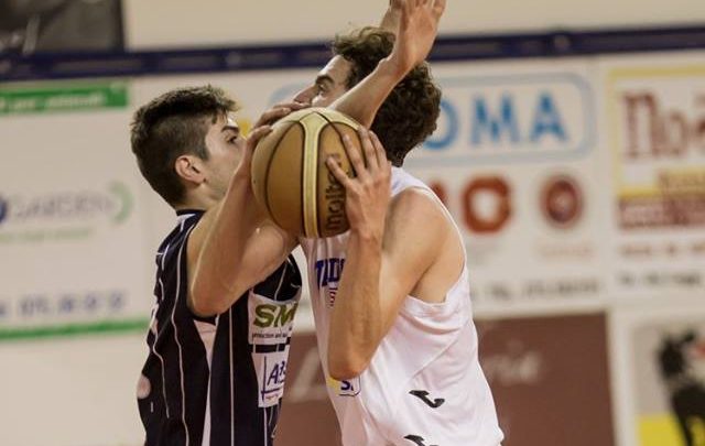 GRANDE ALMASA CBL ELECTRONICS BATTE TORRE DEI PASSERI 76 A 65 E VOLA IN SEMIFINALE