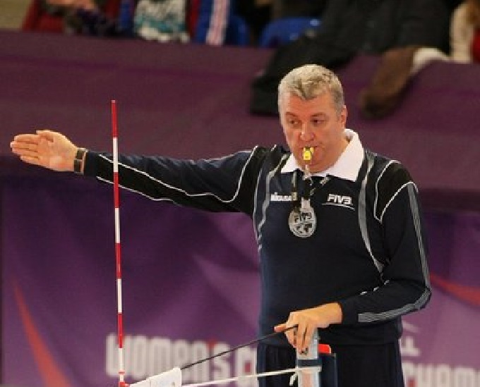 ARBITRO DI VOLLEY DA GUINNESS, SIMONE SANTI DIRIGERÀ NOVARA-CONEGLIANO