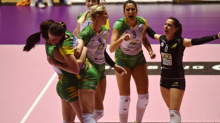 UNA ZAMBELLI ORVIETO FANTASTICA ESPUGNA TORINO E FA SUA GARA-UNO DI SEMIFINALE
