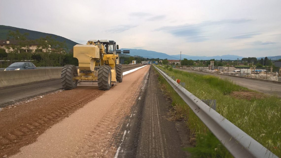 UMBRIA, ANAS: AVANZANO I LAVORI DI RISANAMENTO DELLA PAVIMENTAZIONE SULLA SS75 “CENTRALE UMBRA” TRA PERUGIA E FOLIGNO
