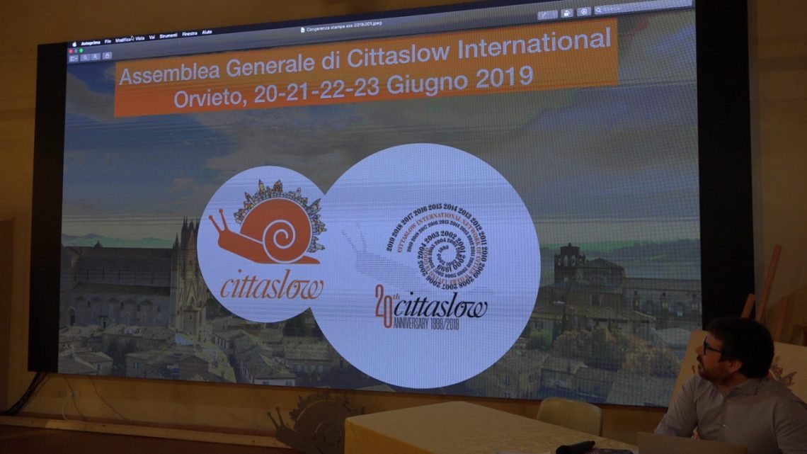 AD ORVIETO L’ASSEMBLEA INTERNAZIONALE DI CITTASLOW CHE NEL 2019 CELEBRA IL 20° ANNIVERSARIO DALLA FONDAZIONE.