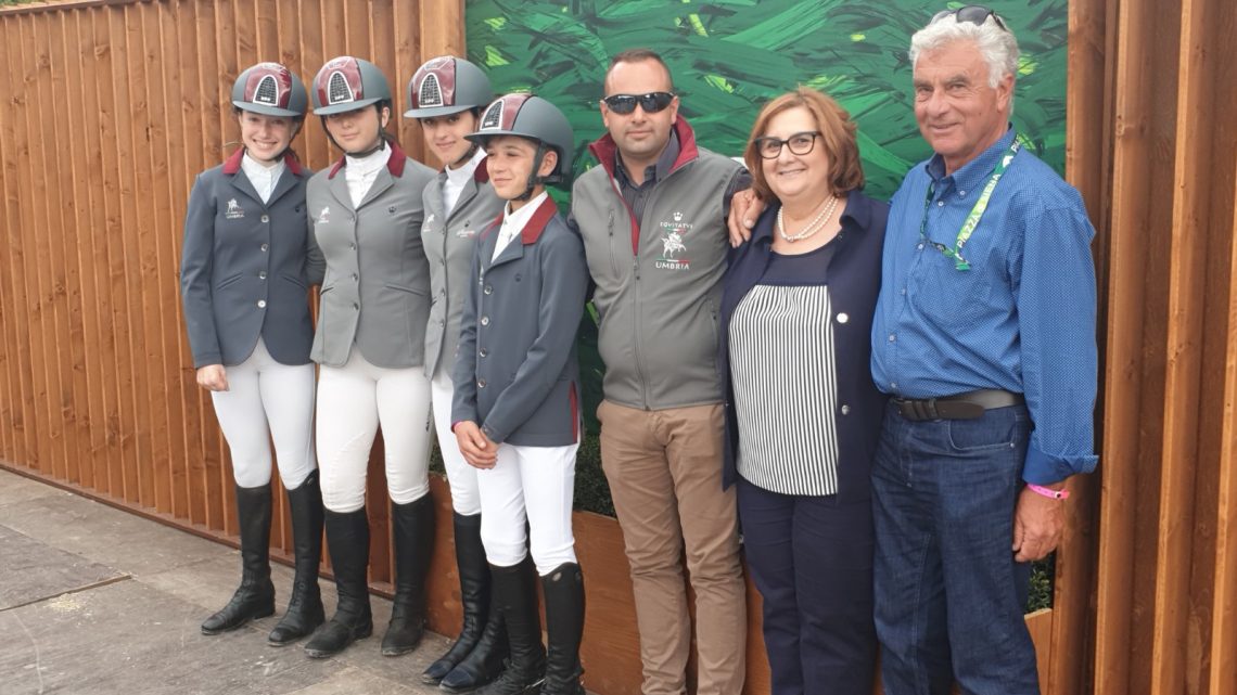 EQUITAZIONE, TRIONFO STORICO PER IL TEAM UMBRO AL CSIO DI ROMA