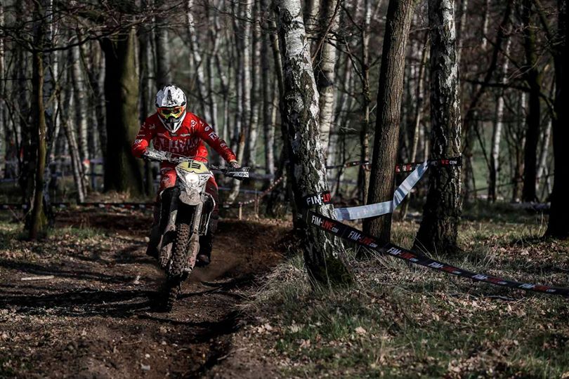 A MAGIONE DOMENICA 12 MAGGIO LA TERZA PROVA DEL CAMPIONATO INTERREGIONALE ENDURO E MINI ENDURO, IN GARA TRECENTO PILOTI TRA CUI OTTANTA NELLA MINI ENDURO CON ETA’ DAGLI 8 AI 12 ANNI