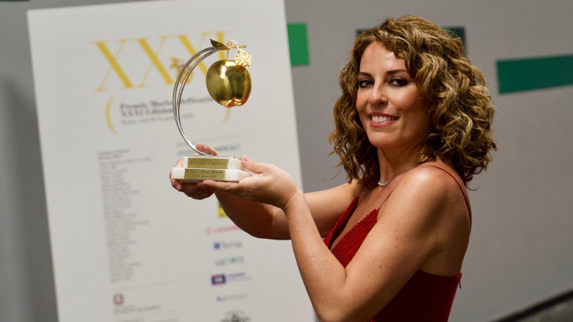 CRISTIANA PEGORARO È UNA DELLE MELE D’ORO DEL XXXI PREMIO MARISA BELLISARIO