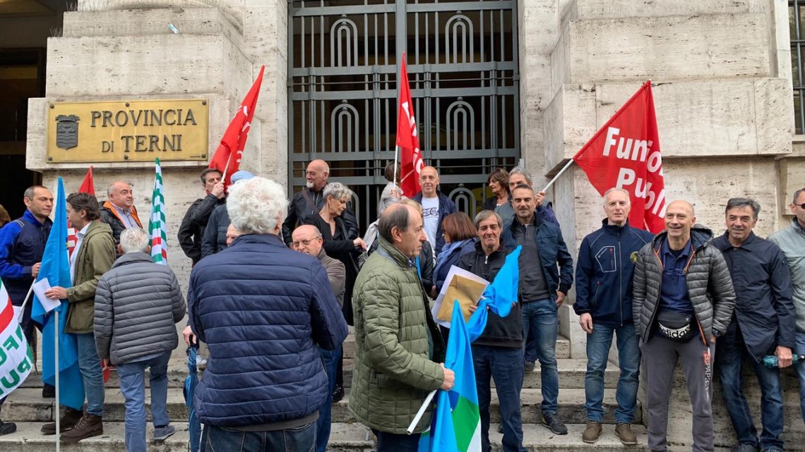 PMAL, SINDACATI RICEVUTI DAL PREFETTO DI TERNI:”NON POSSIAMO PERMETTERCI ALTR 384 POSTI DI LAVORO IN BILICO”