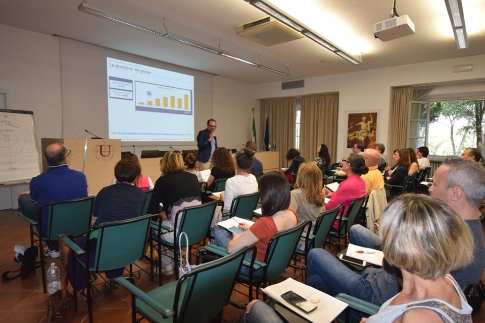 COMUNICAZIONE PUBBLICA, CORSO DI FORMAZIONE A VILLA UMBRA CON L’ESPERTO MASON