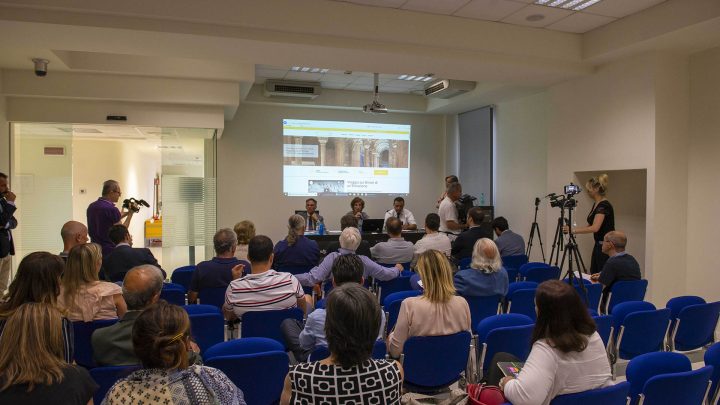 PRESENTATO A PERUGIA TOSCANANUMBRIAINTRENO.COM, IL PROGETTO ED IL PORTALE APERTI COLLEGATI ALLA FERMATA ALTA VELOCITÀ NELLA STAZIONE DI CHIUSI-CHIANCIANO TERME