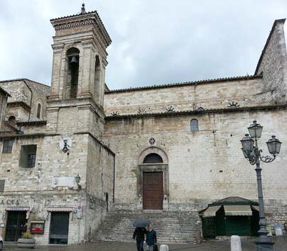 NARNI – PRESENTAZIONE DEI LAVORI DI RESTAURO DELLA PORTA LATERALE DELLA CATTEDRALE
