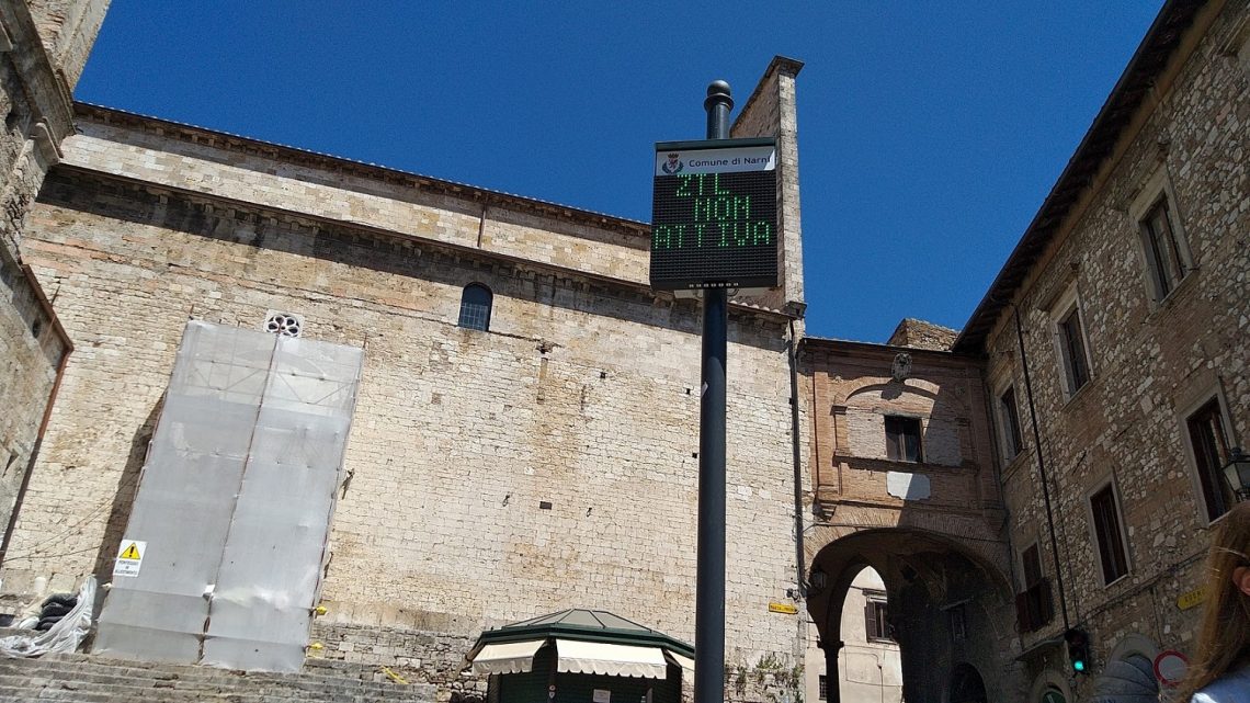 NARNI, ACCESI OGGI I VARCHI ELETTRONICI IN CENTRO STORICO