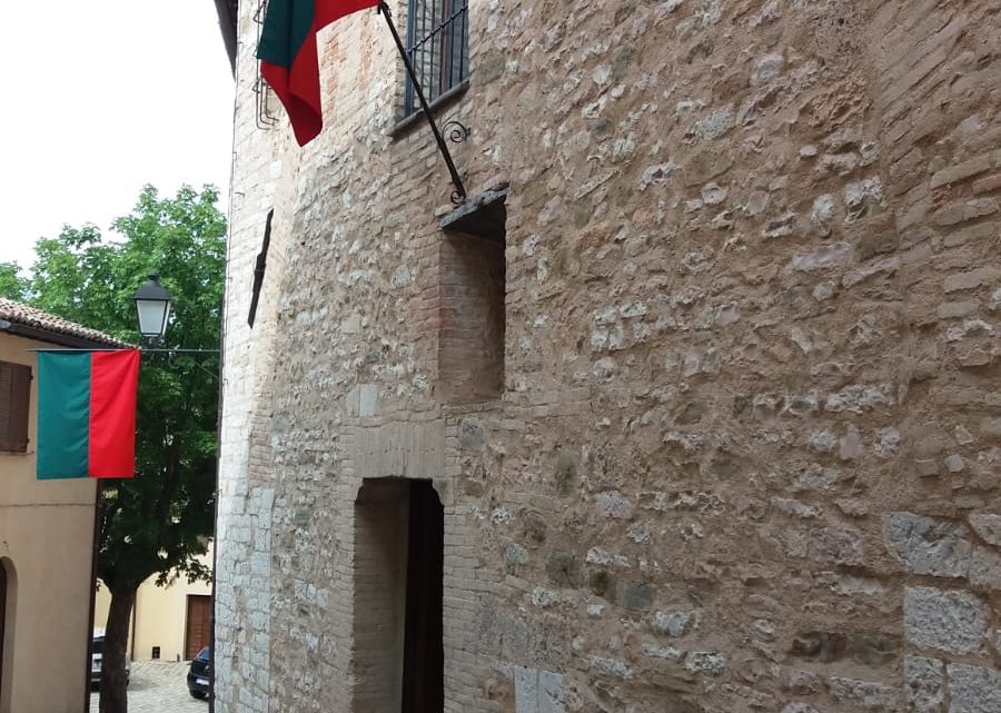 PORTA SANTA CROCE INAUGURA LA SUA LOCANDA. L’APPUNTAMENTO È DOMENICA 4 AGOSTO ALLE 18.30 IN VIA TULLIO PONTANI