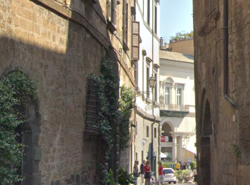 ORDINANZA DI CHIUSURA TEMPORANEA AL TRAFFICO DI VIA LOGGIA DEI MERCANTI