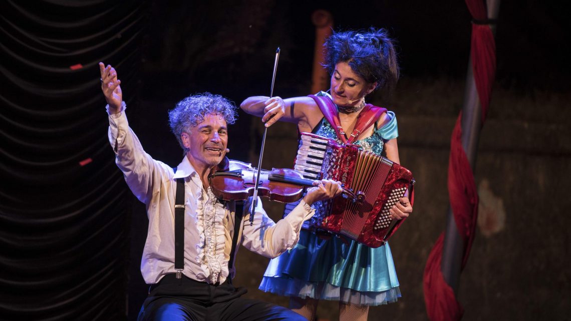 A SANT’ANATOLIA DI NARCO ‘ARRIVA IL TEATRO’: IN SCENA ‘KALINKA’ E LA MAGIA DEL CIRCO